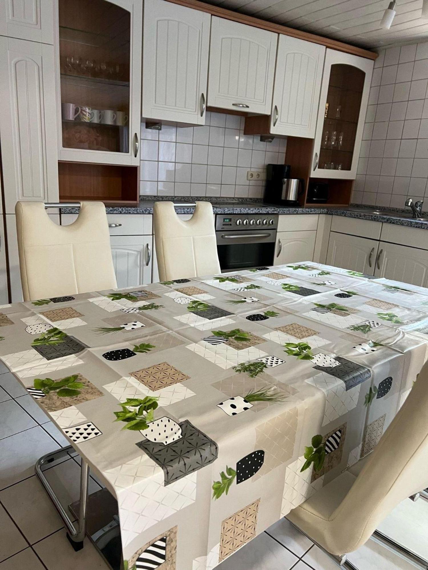 Linh'S Ferienwohnung Saarburg Dış mekan fotoğraf